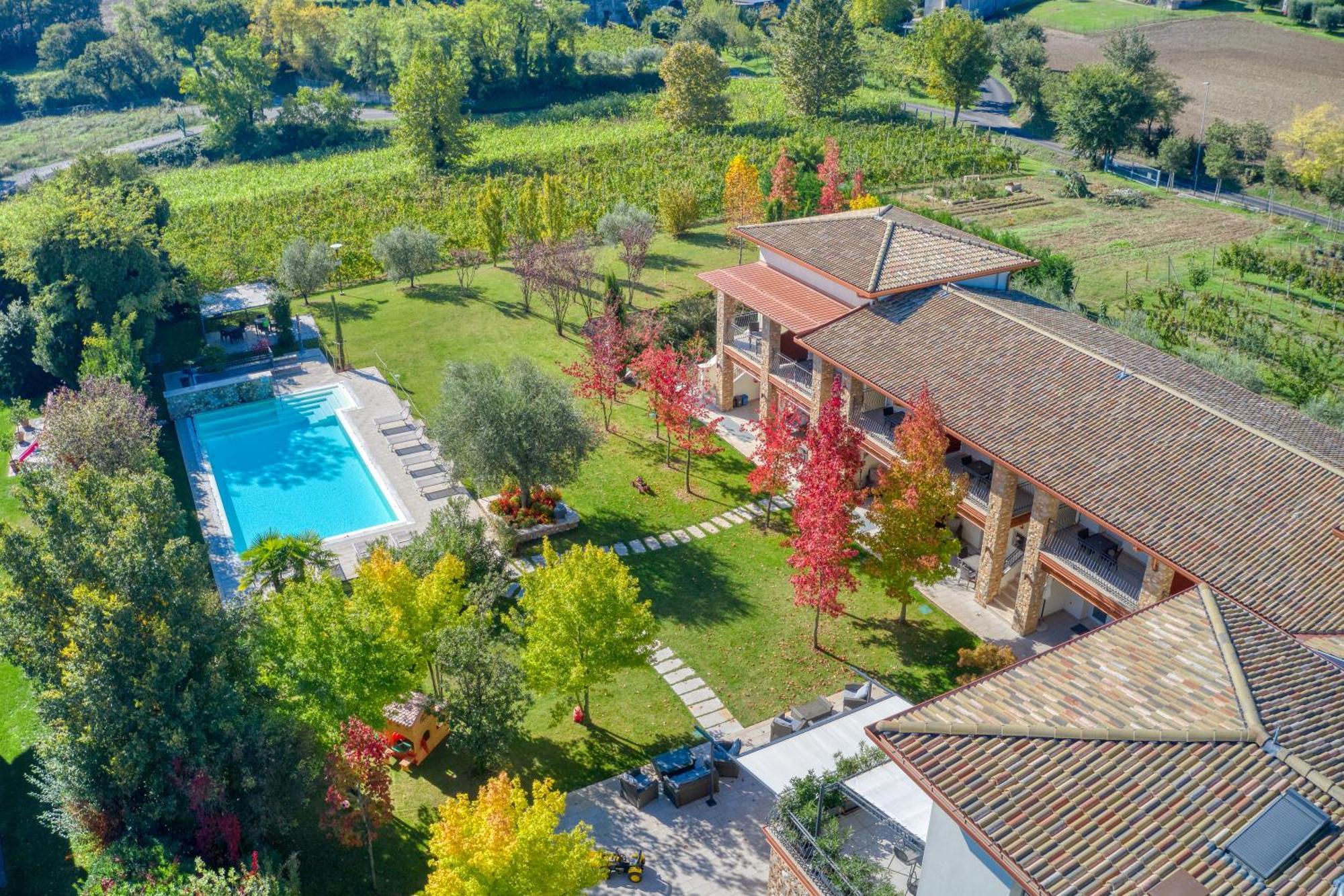 Agriturismo Corte Aurea Desenzano del Garda Eksteriør bilde