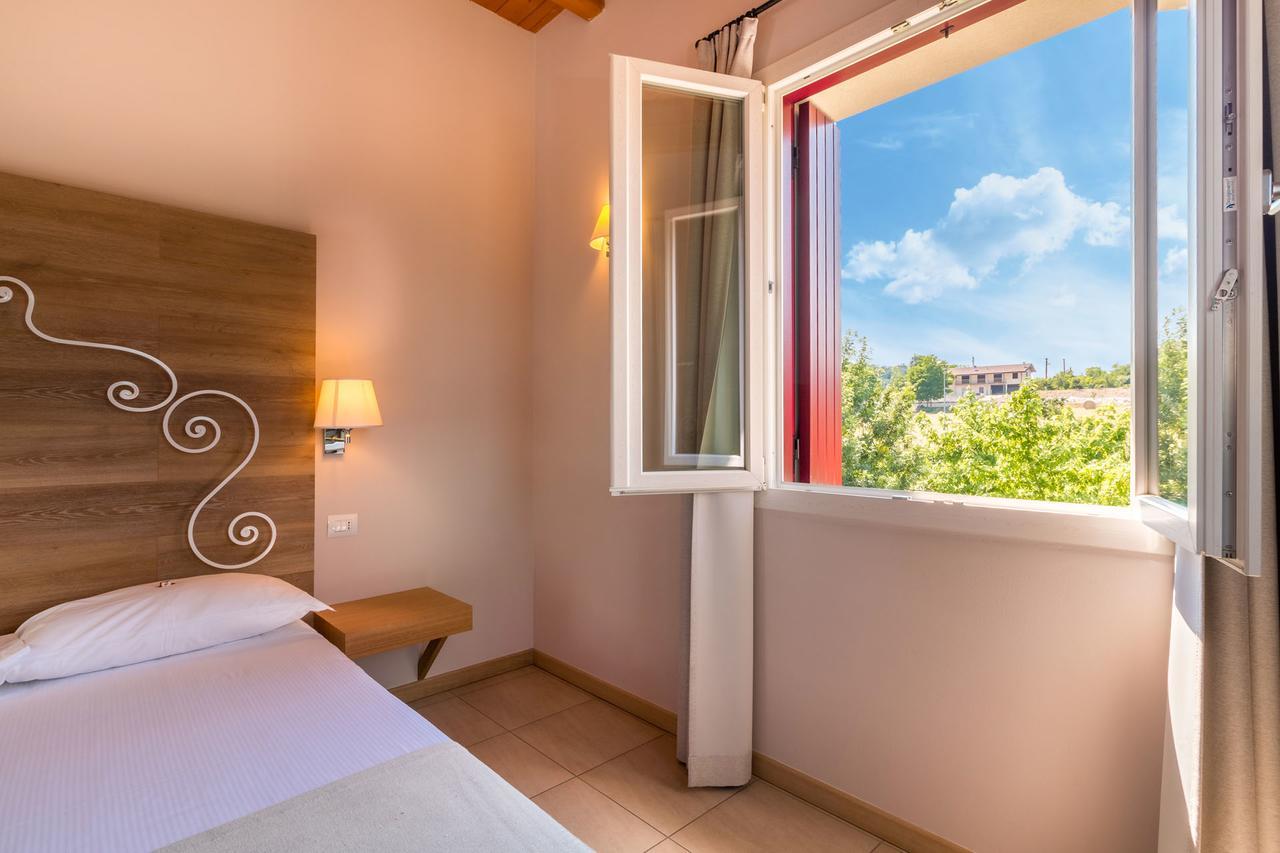 Agriturismo Corte Aurea Desenzano del Garda Eksteriør bilde