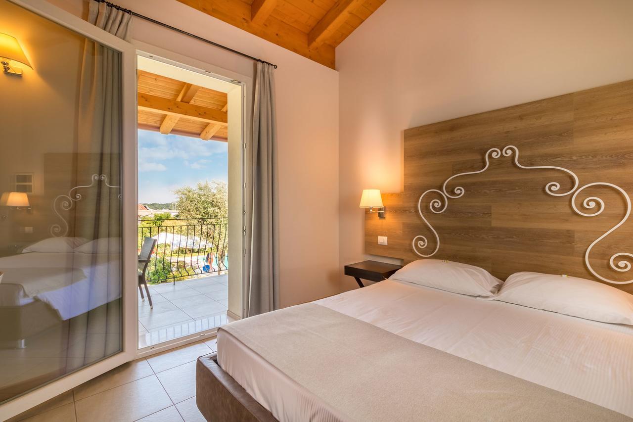 Agriturismo Corte Aurea Desenzano del Garda Eksteriør bilde