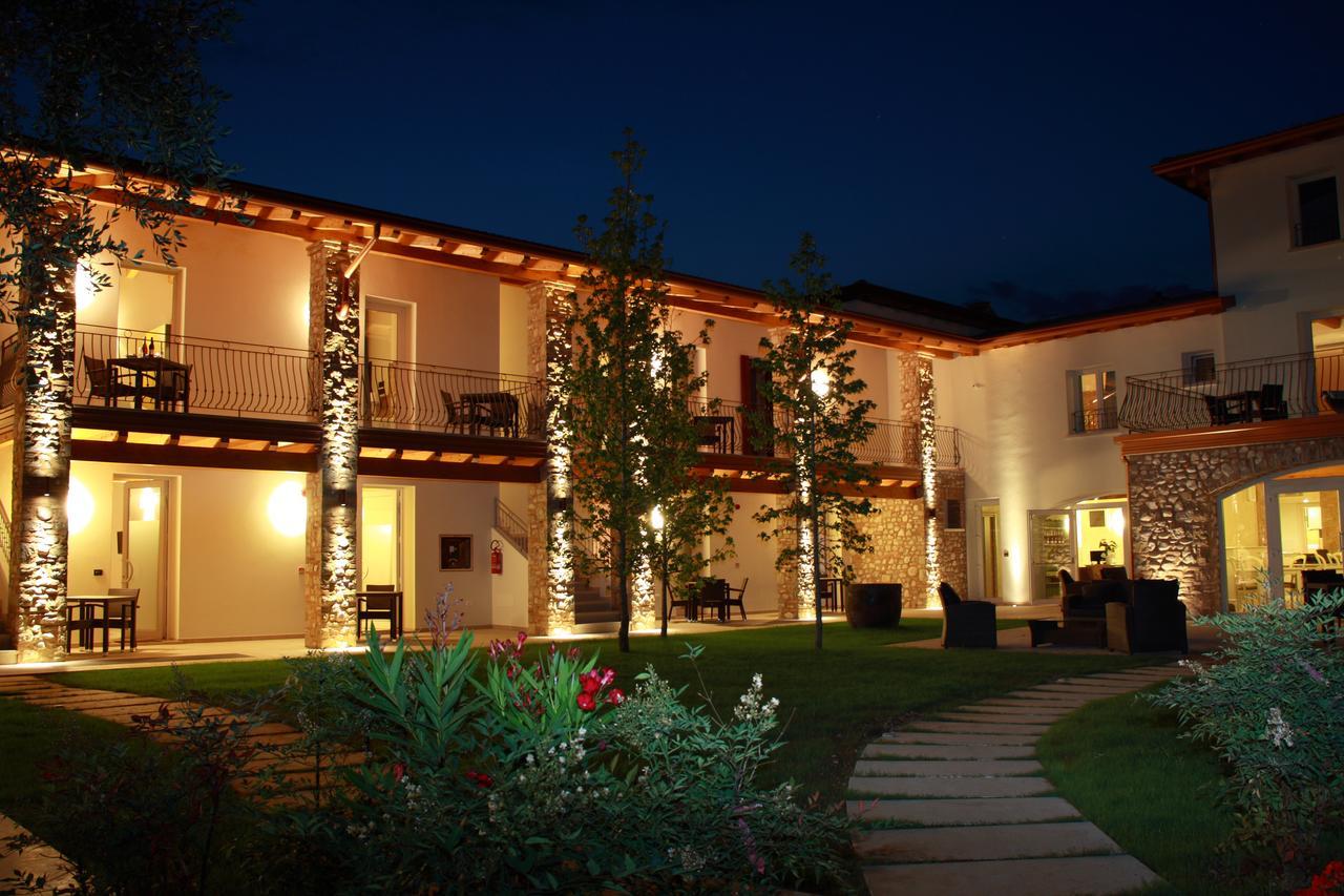 Agriturismo Corte Aurea Desenzano del Garda Eksteriør bilde