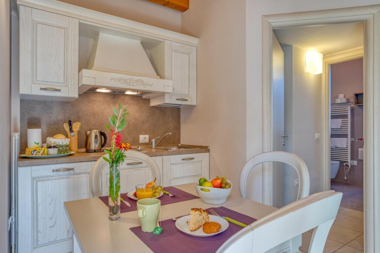 Agriturismo Corte Aurea Desenzano del Garda Eksteriør bilde