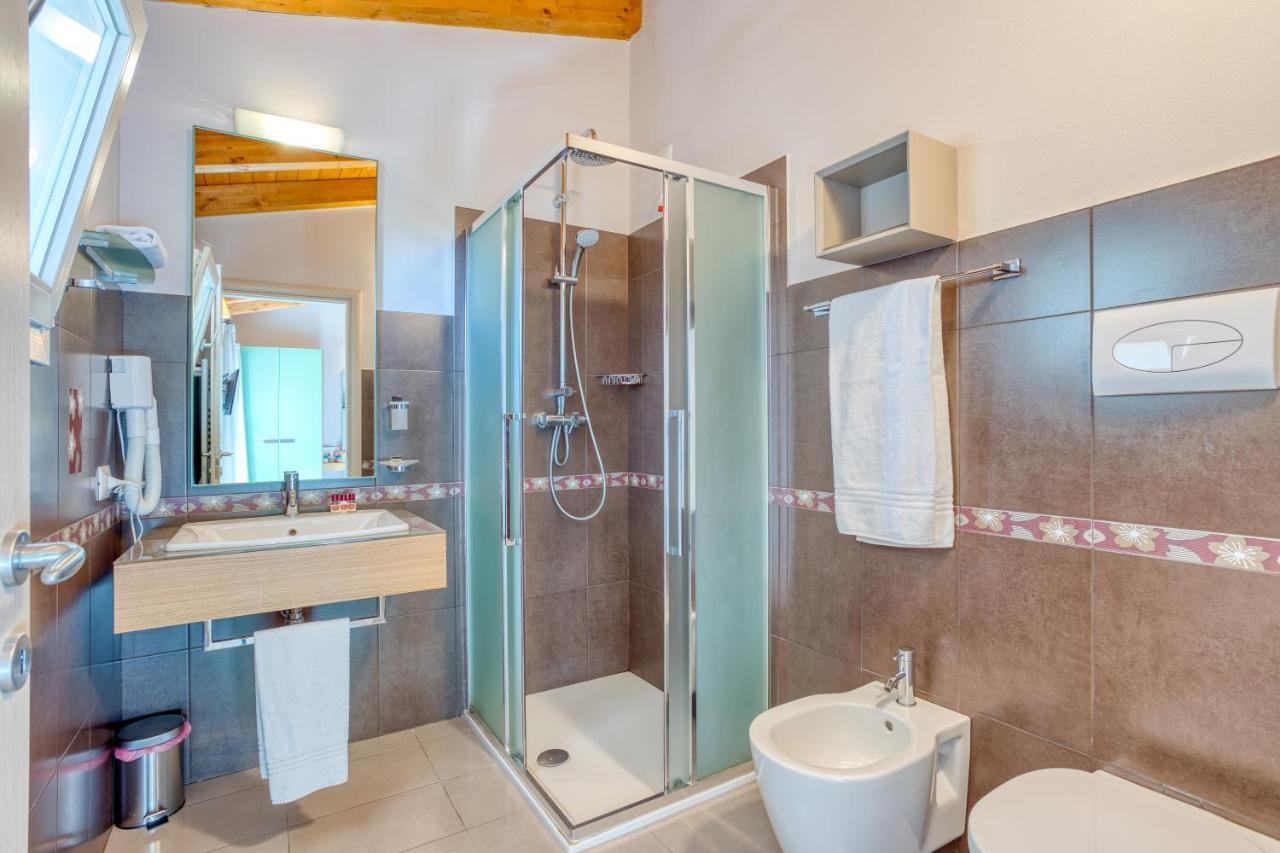 Agriturismo Corte Aurea Desenzano del Garda Eksteriør bilde